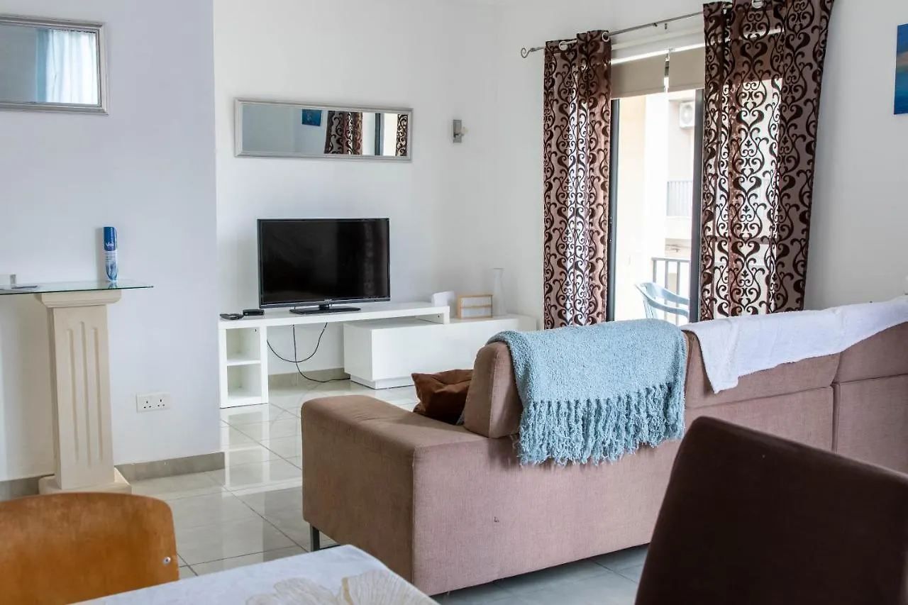 Spacious 3-Bedroom Apartment 30 Seconds From Sea Marsaskala
